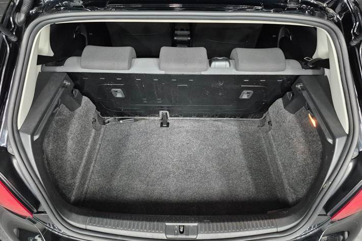 Sort VW Polo fra 2017