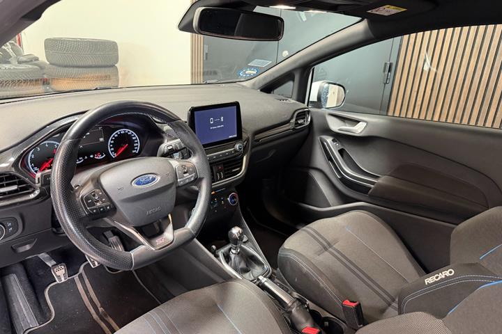 Hvid Ford Fiesta fra 2019