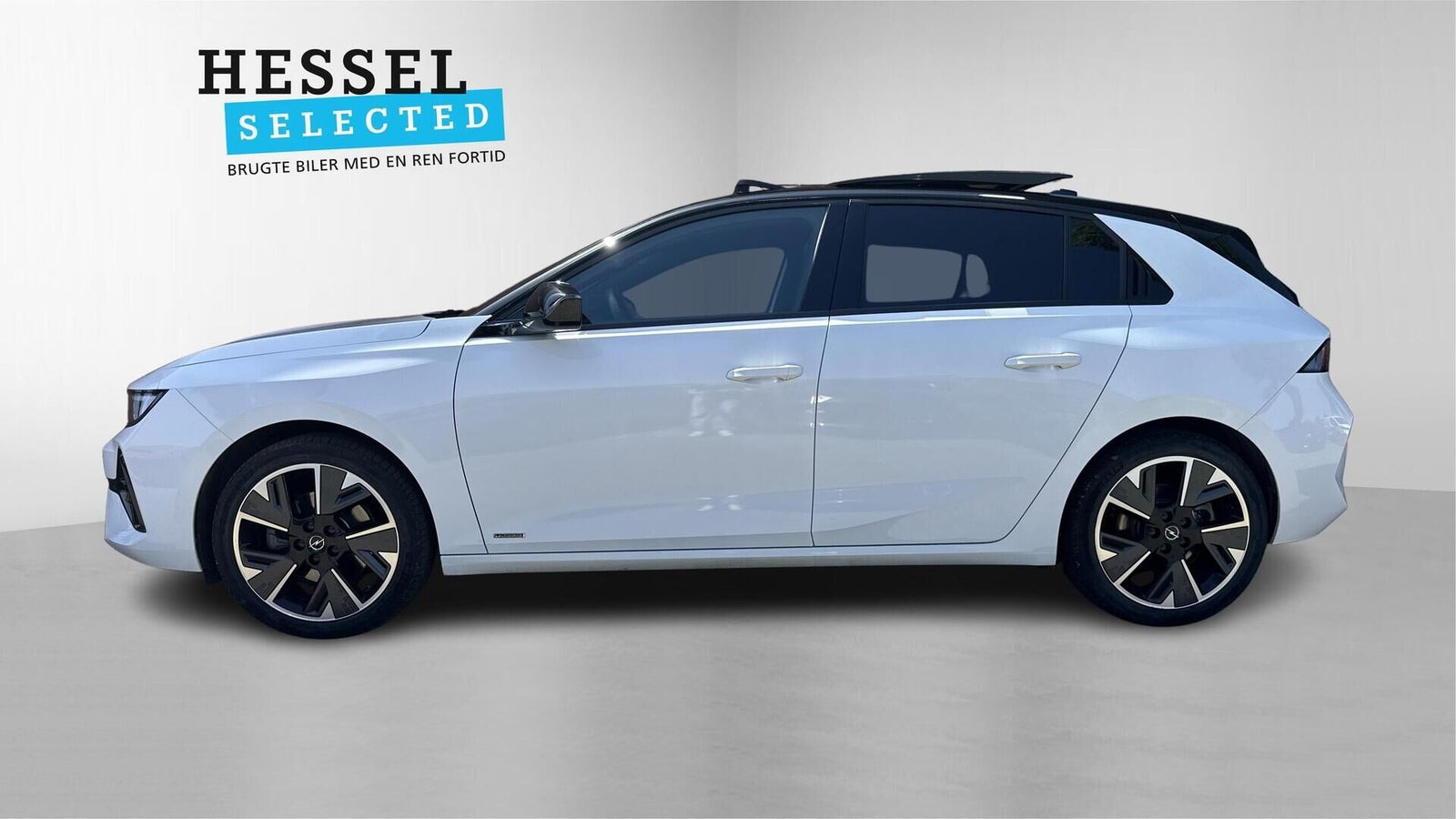 Hvid Opel Astra-e fra 2024