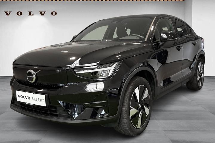 Sort Volvo C40 fra 2023 set udefra