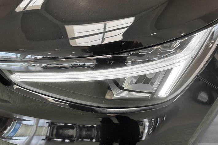 Sort Volvo C40 fra 2023