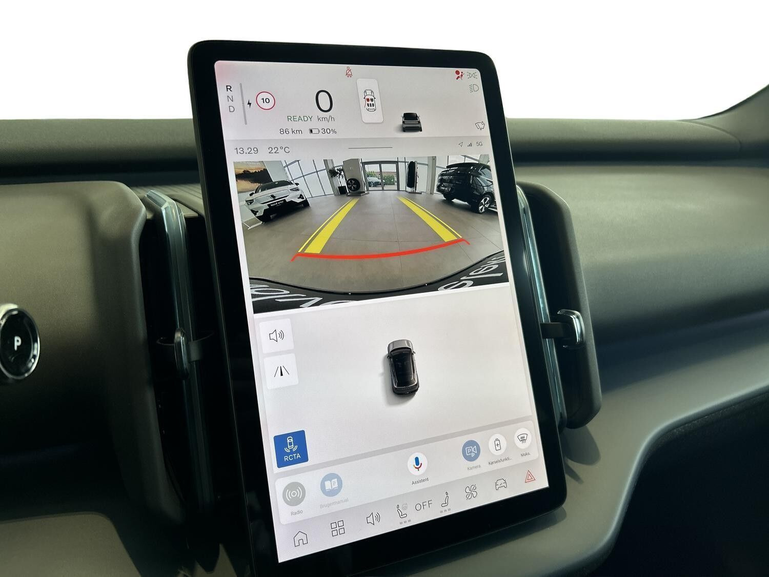 Grå Volvo EX30 fra 2025
