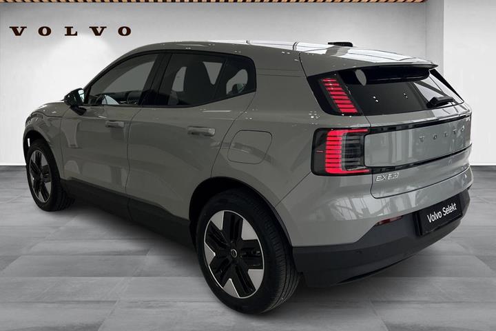 Grå Volvo EX30 fra 2025