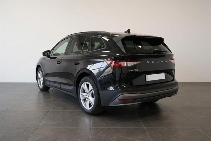 Sort Skoda Enyaq fra 2023