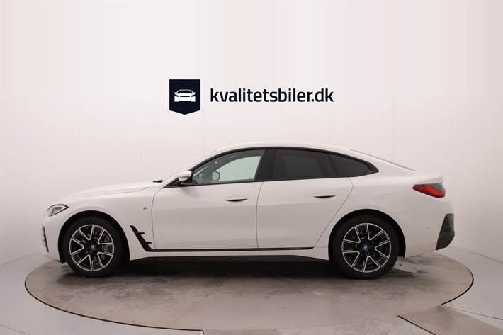 Hvid BMW i4 fra 2024