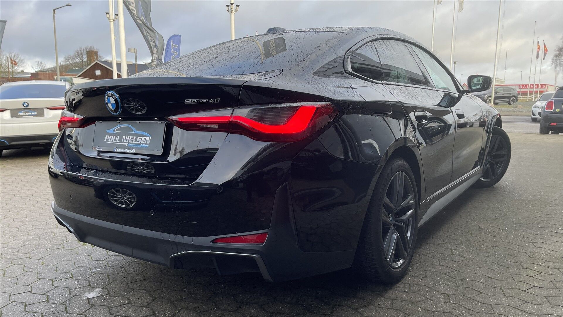 Sort BMW i4 fra 2023