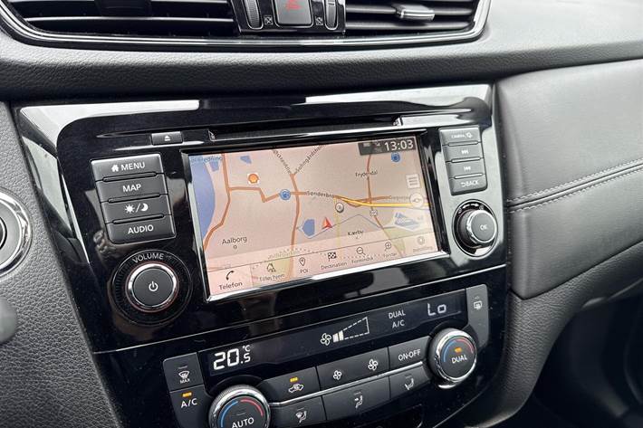 Sort Nissan X-Trail fra 2021