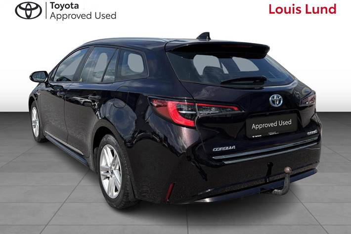 Brun Toyota Corolla fra 2019