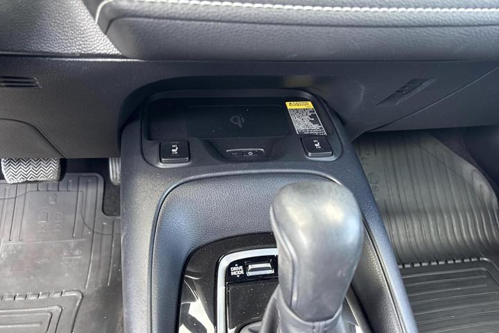 Brun Toyota Corolla fra 2019