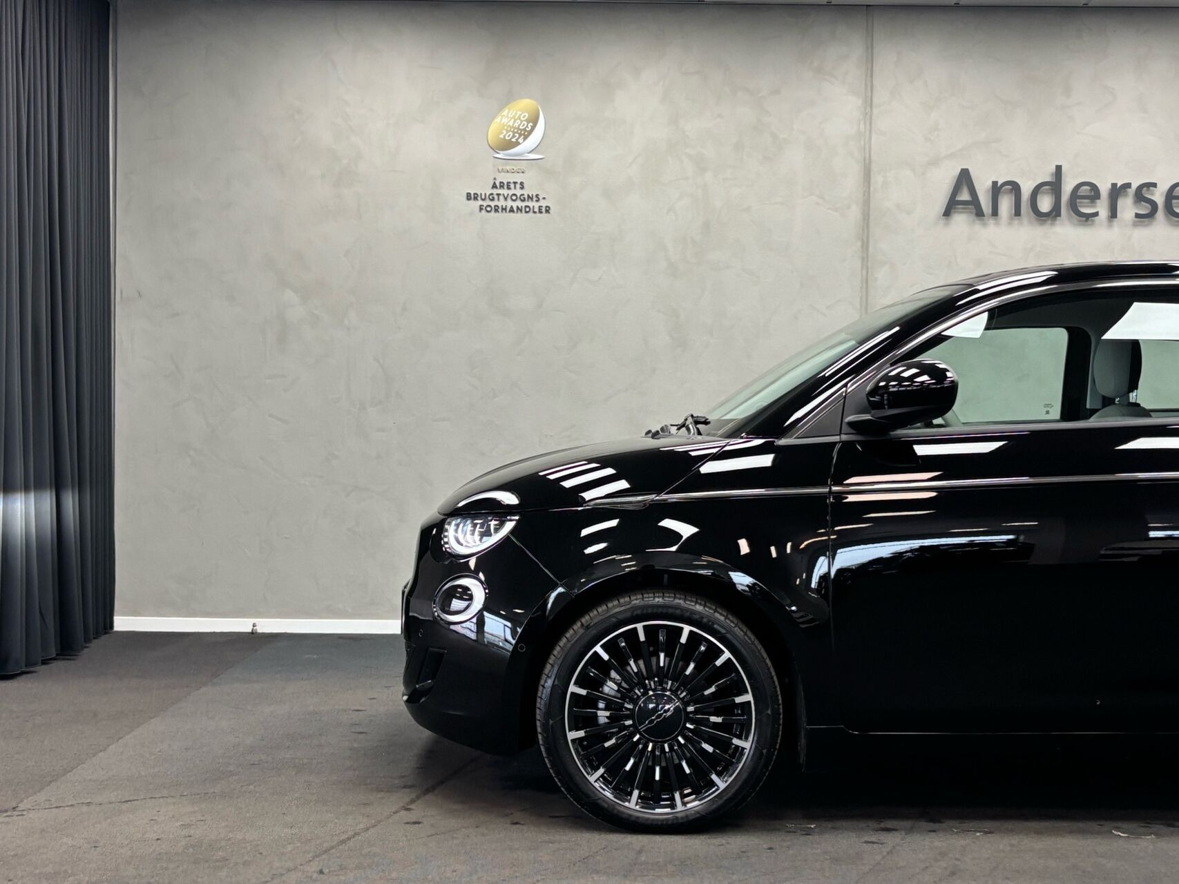 Sort Fiat 500e fra 2023