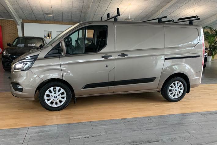 Grå Ford Transit Custom fra 2018