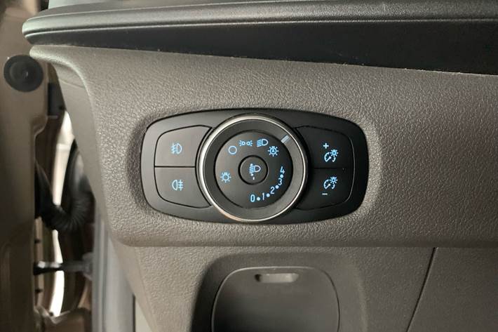 Grå Ford Transit Custom fra 2018