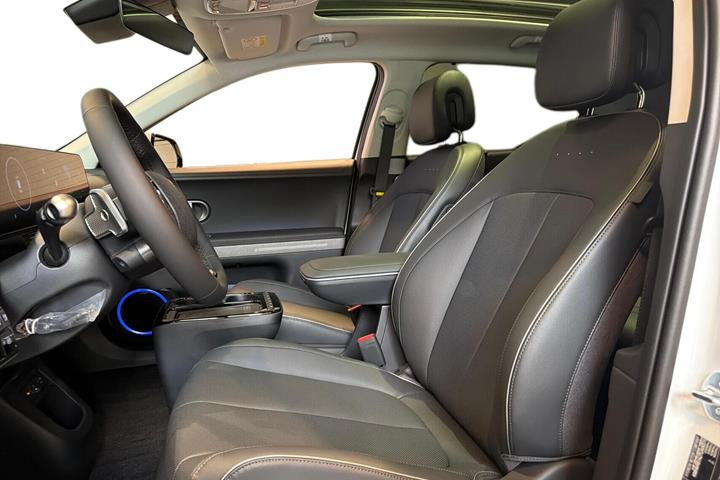 Hvid Hyundai Ioniq 5 fra 2026