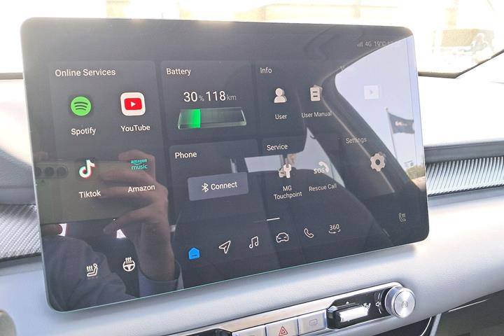 Blå MG MG4 Electric fra 2026
