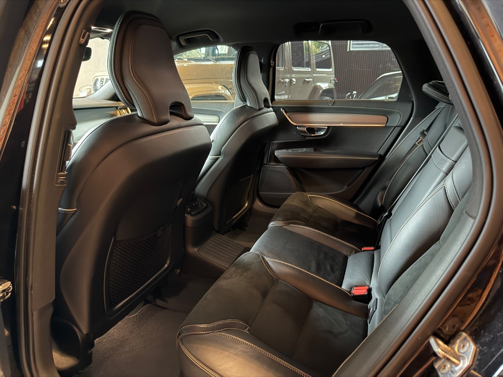 Grøn Volvo V90 fra 2020
