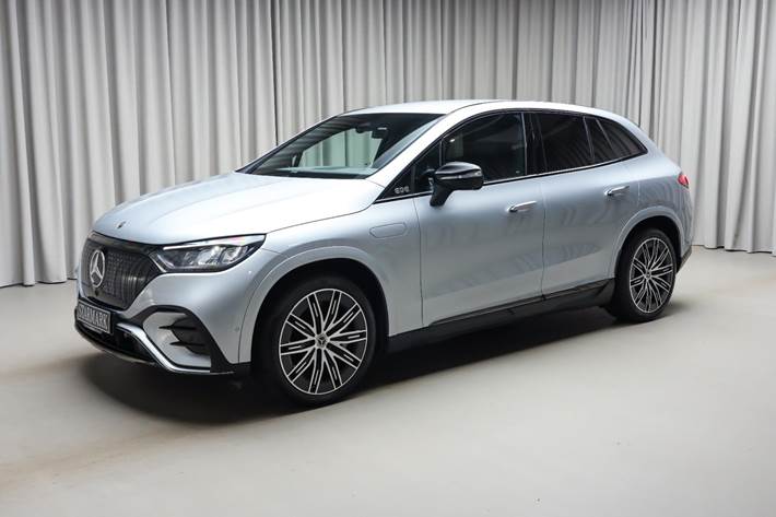 Sølv Mercedes EQE350 SUV fra 2025