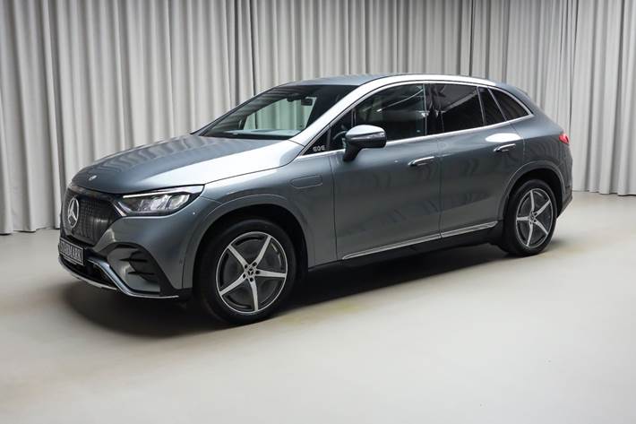 Grå Mercedes EQE350 SUV fra 2025