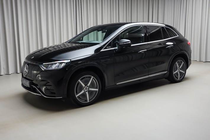 Sort Mercedes EQE350 SUV fra 2025