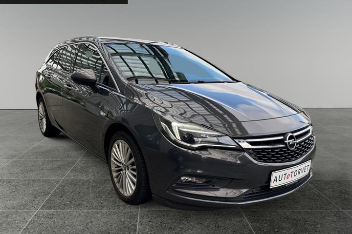 Grå Opel Astra fra 2016