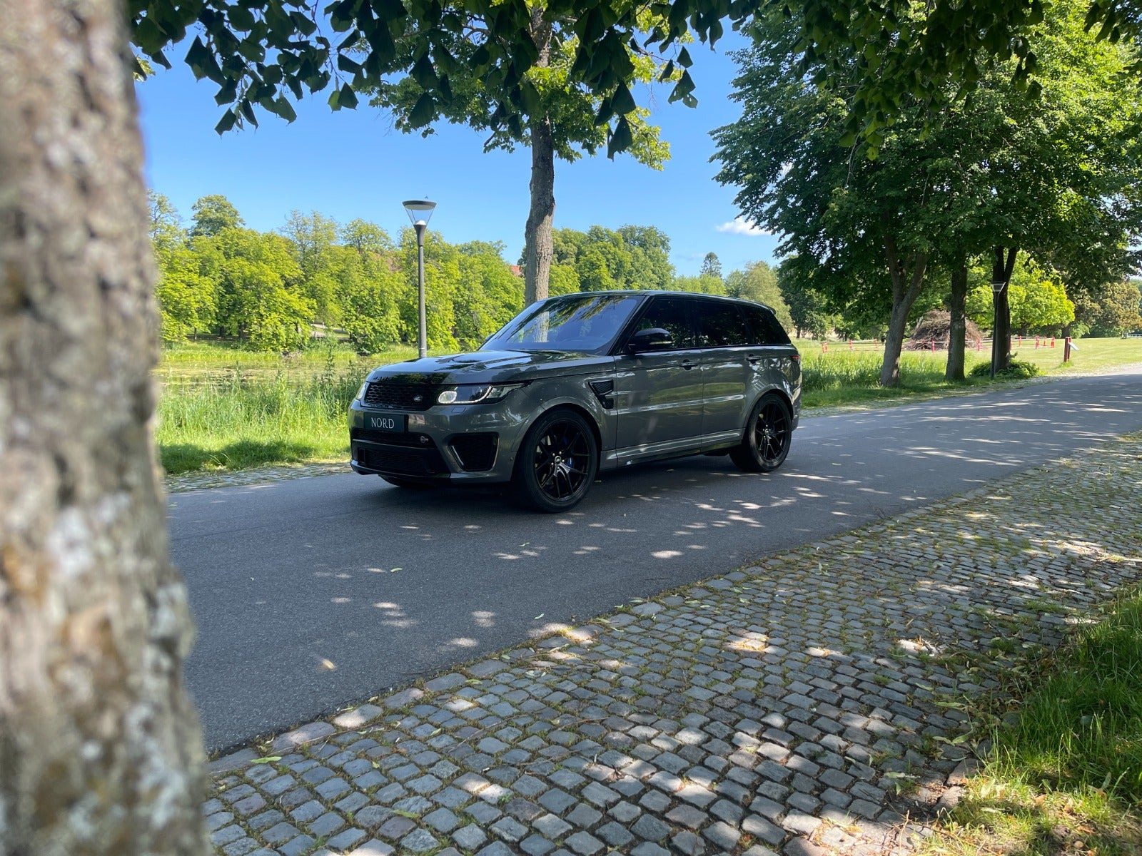 Sort Land Rover Range Rover sport fra 2017