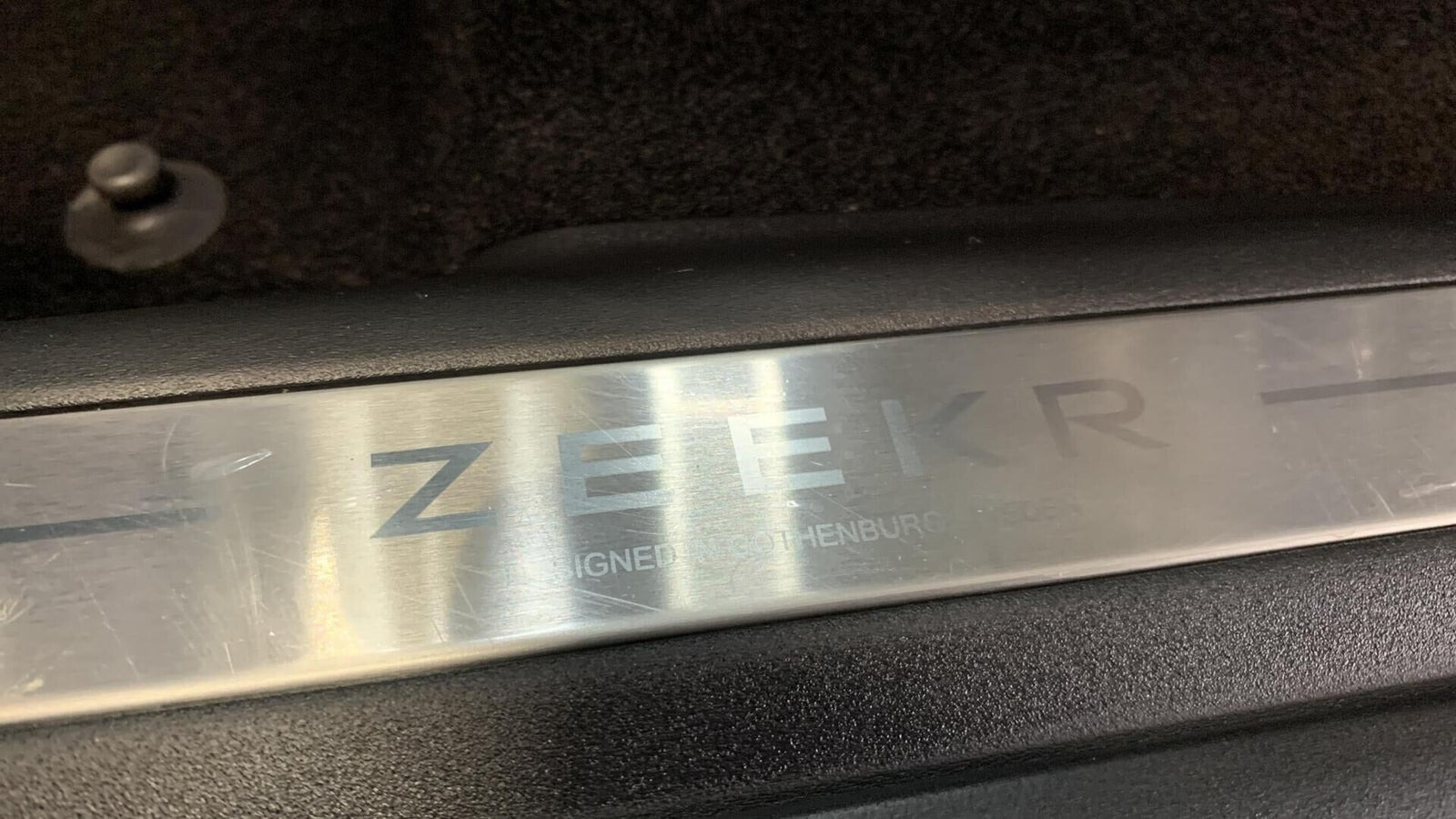 Sort Zeekr 7X fra 2026