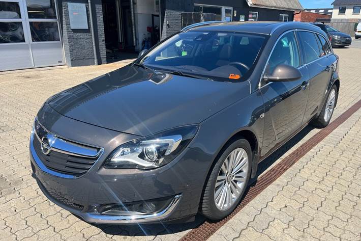undefined Opel Insignia fra 2016