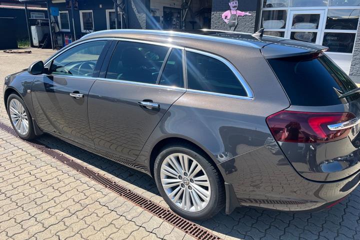 undefined Opel Insignia fra 2016