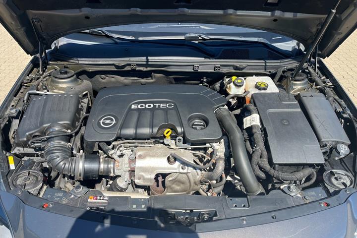 undefined Opel Insignia fra 2016