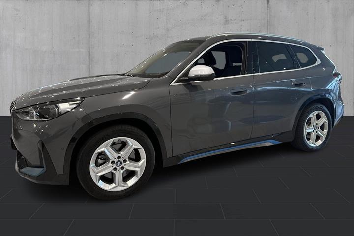 Blå BMW iX1 fra 2024