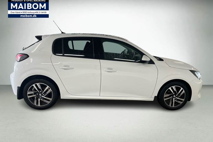 Hvid Peugeot 208 fra 2020