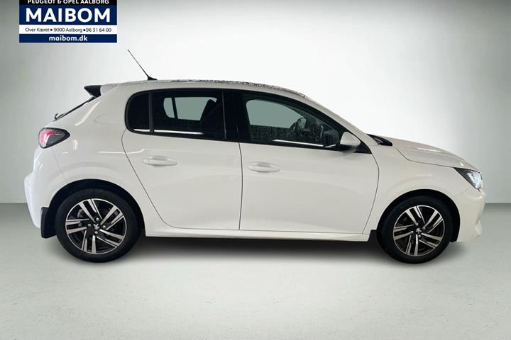 Hvid Peugeot 208 fra 2020