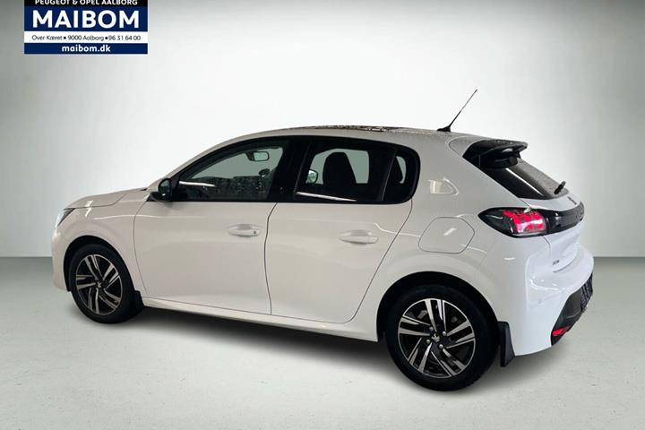 Hvid Peugeot 208 fra 2020