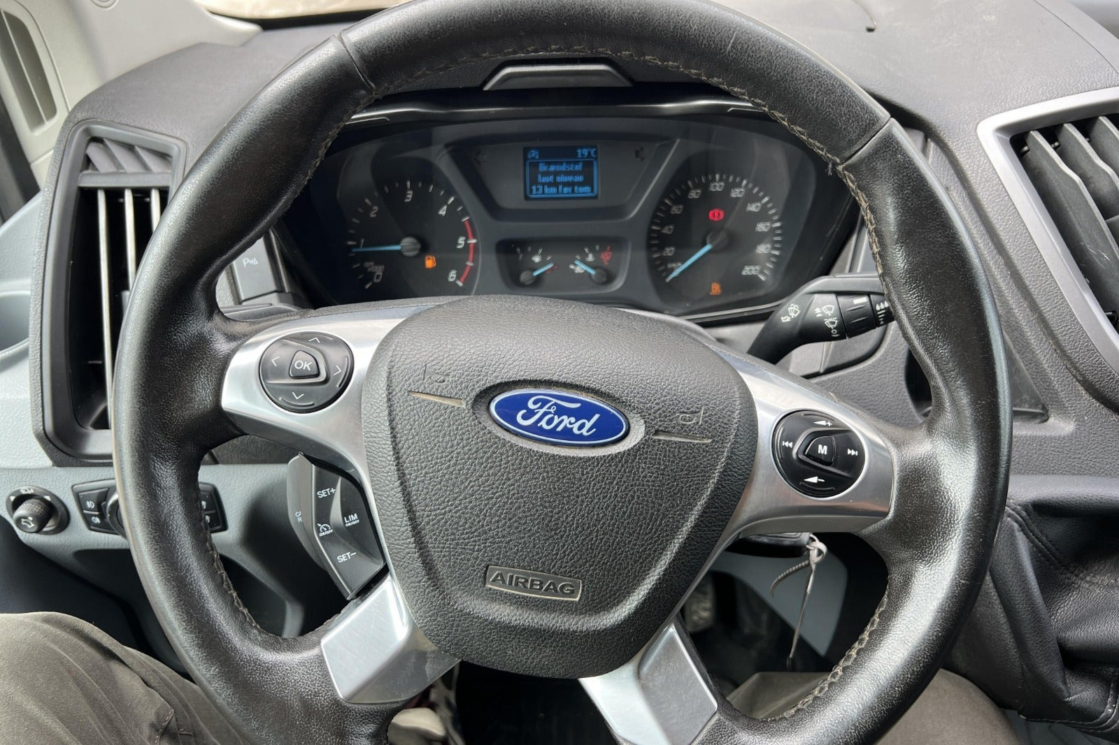 Hvid Ford Transit 350 L3 Van fra 2019