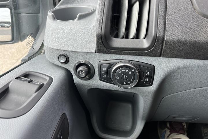 Hvid Ford Transit 350 L3 Van fra 2019