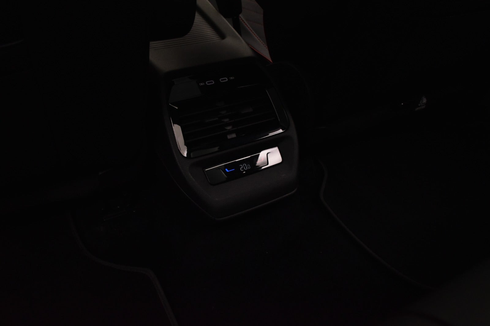 Hvid VW ID.4 fra 2023
