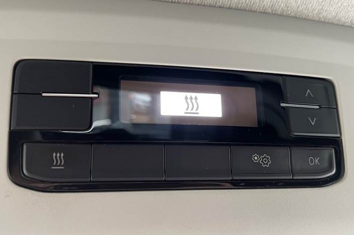 Blå VW Transporter fra 2020