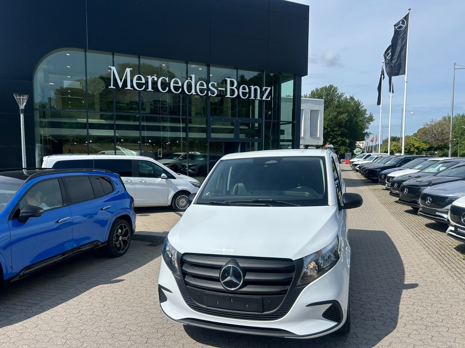 undefined Mercedes Vito 114 fra 2024