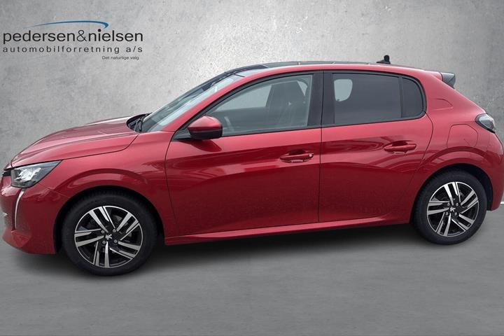 Rød Peugeot 208 fra 2020