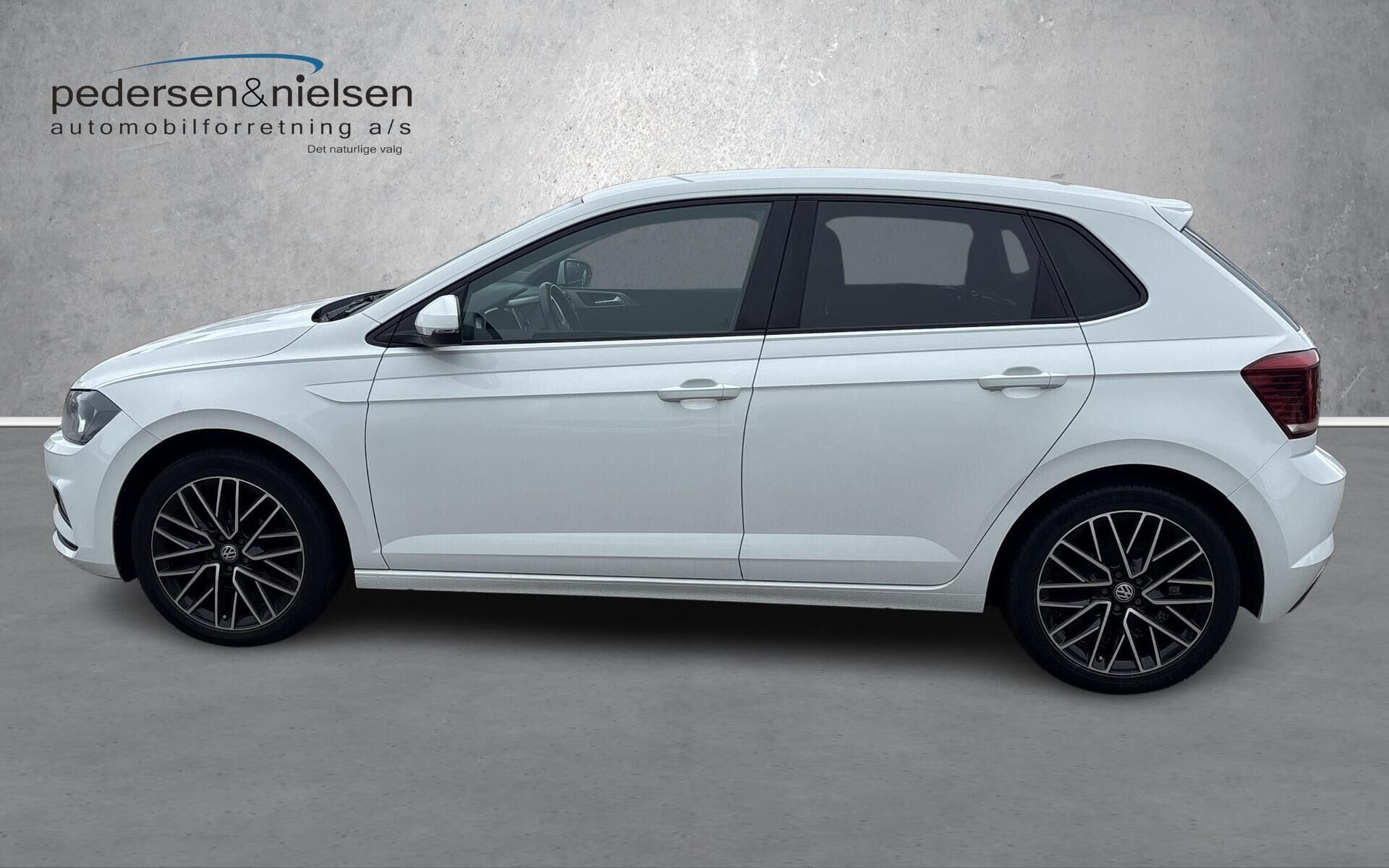 Hvid VW Polo fra 2017