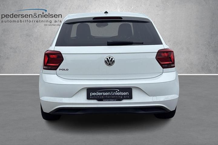 Hvid VW Polo fra 2017