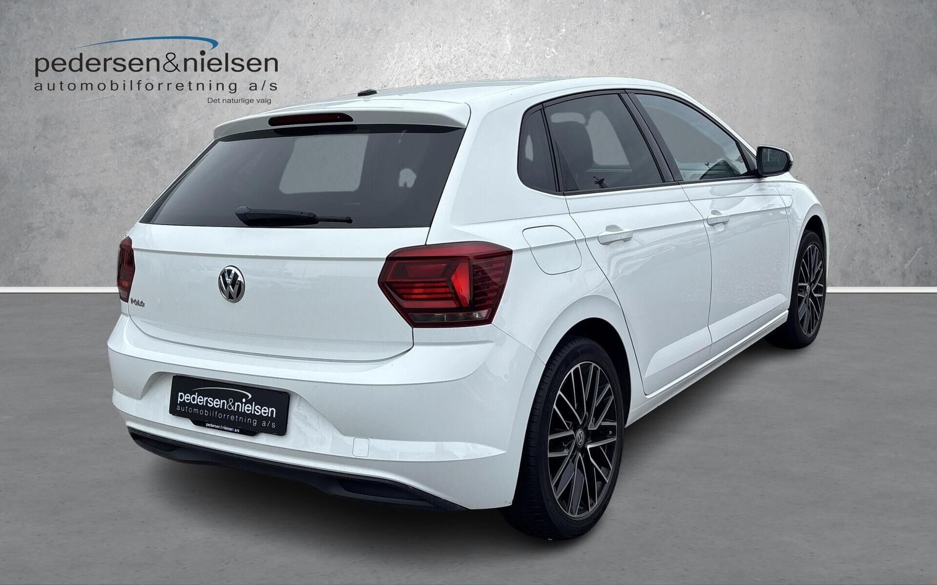 Hvid VW Polo fra 2017