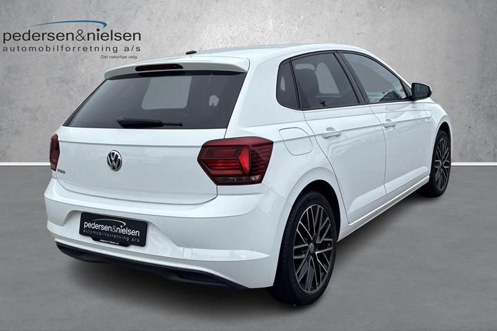 Hvid VW Polo fra 2017
