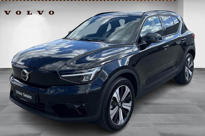 Sort Volvo EX40 fra 2025