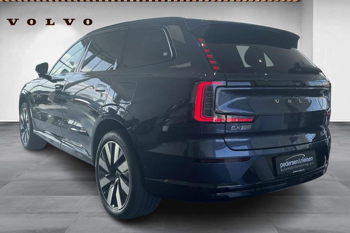 Blå Volvo EX90 fra 2025