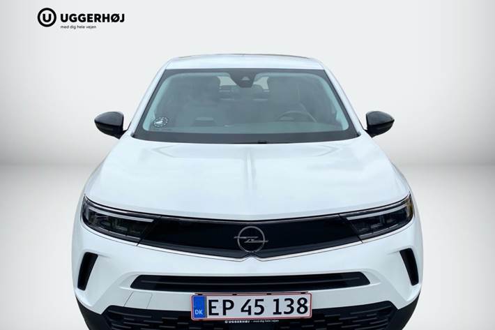 Hvid Opel Mokka-e fra 2023