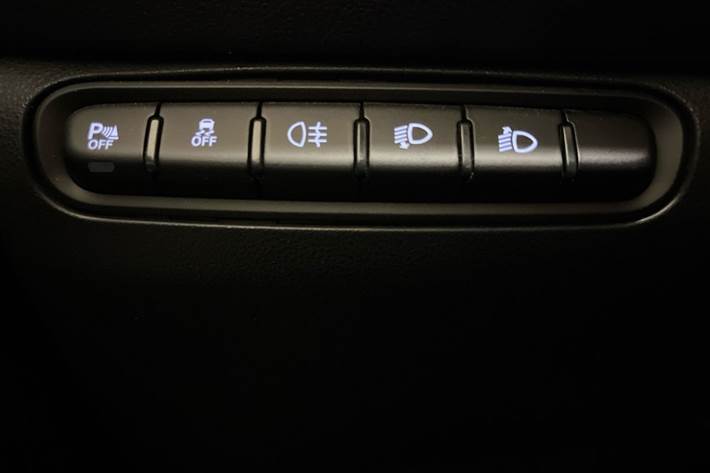 Hvid Fiat 500e fra 2023