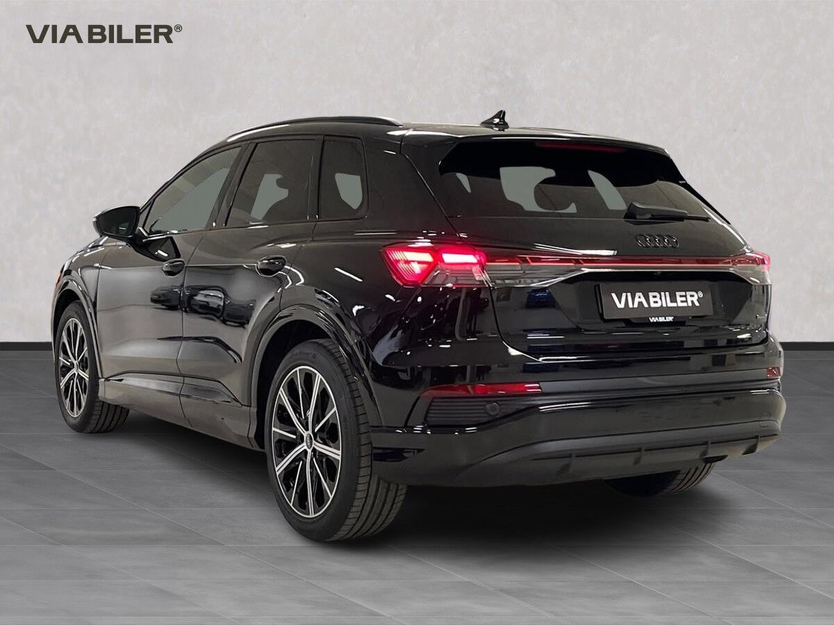 Sort Audi Q4 fra 2026