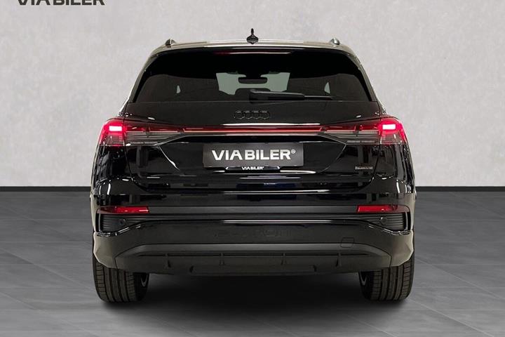 Sort Audi Q4 fra 2026