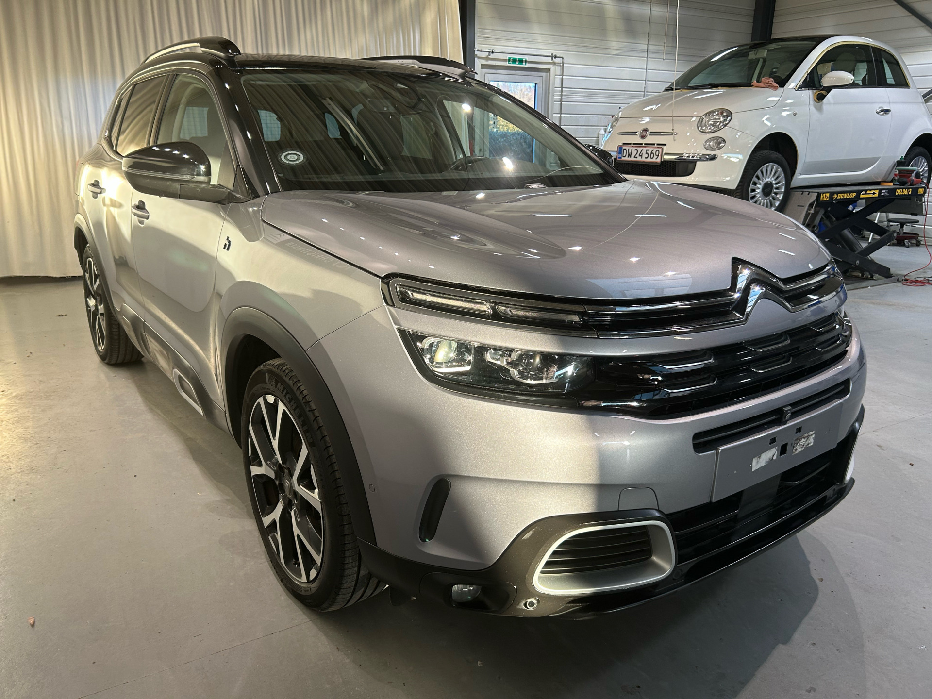 Grå Citroën C5 Aircross fra 2021