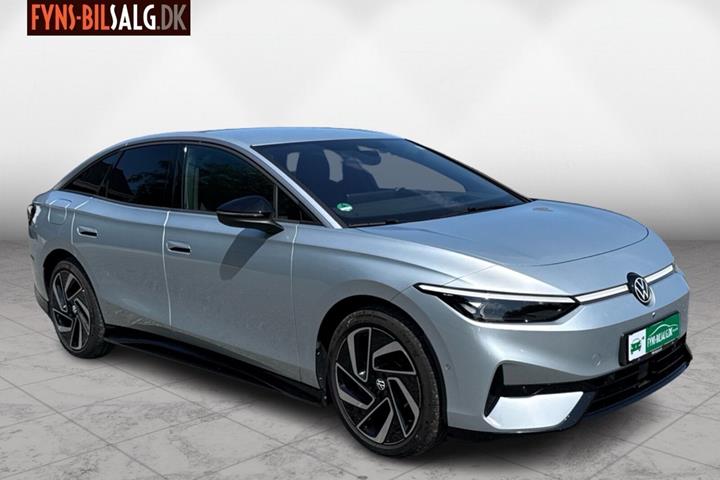 Sølv VW ID.7 fra 2025
